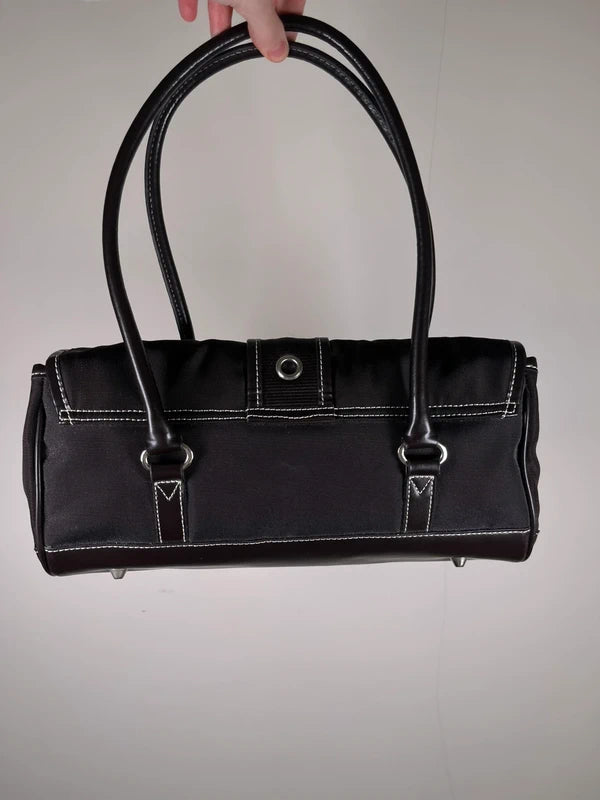 y2k Vintage Black shoulder bag with silver Buckle