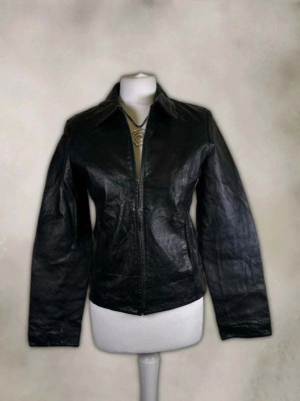 Vintage Leather jacket with silver zipper