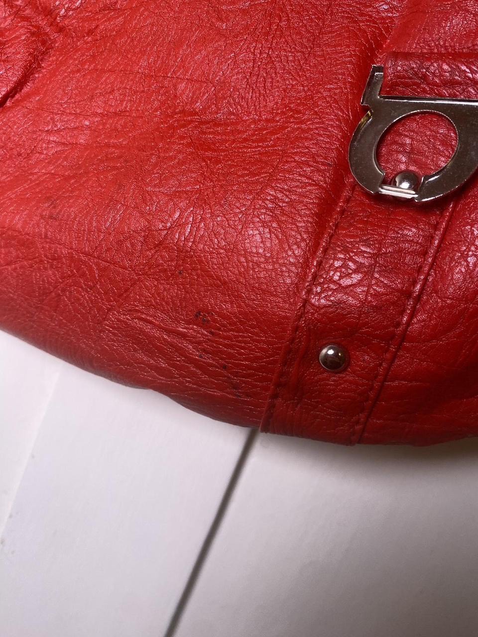 Y2k leather Guess style shoulder bag