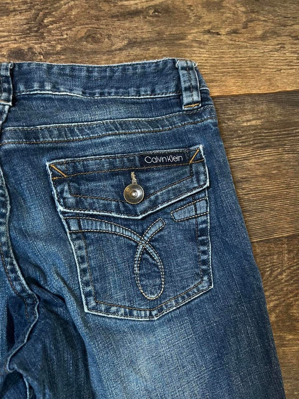 Low rise Calvin Klein bootcut jeans with embroidered pockets