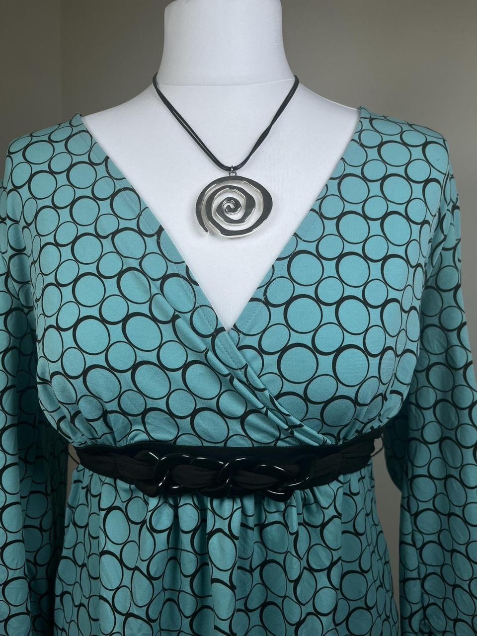 Y2k V neck blouse with built in belt