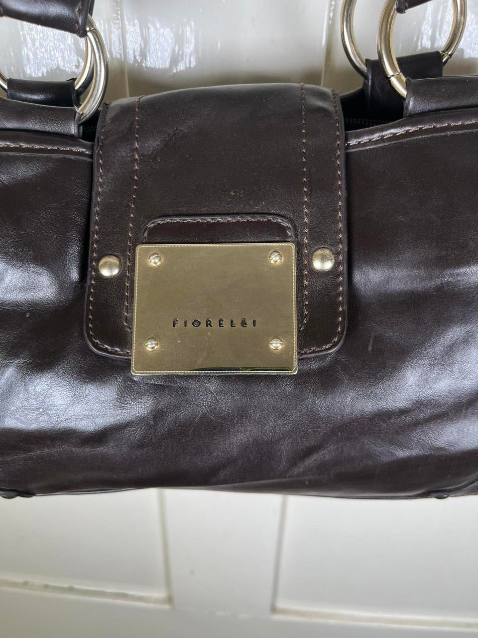 Vintage Black leather Shoulder bag with sliver hardware