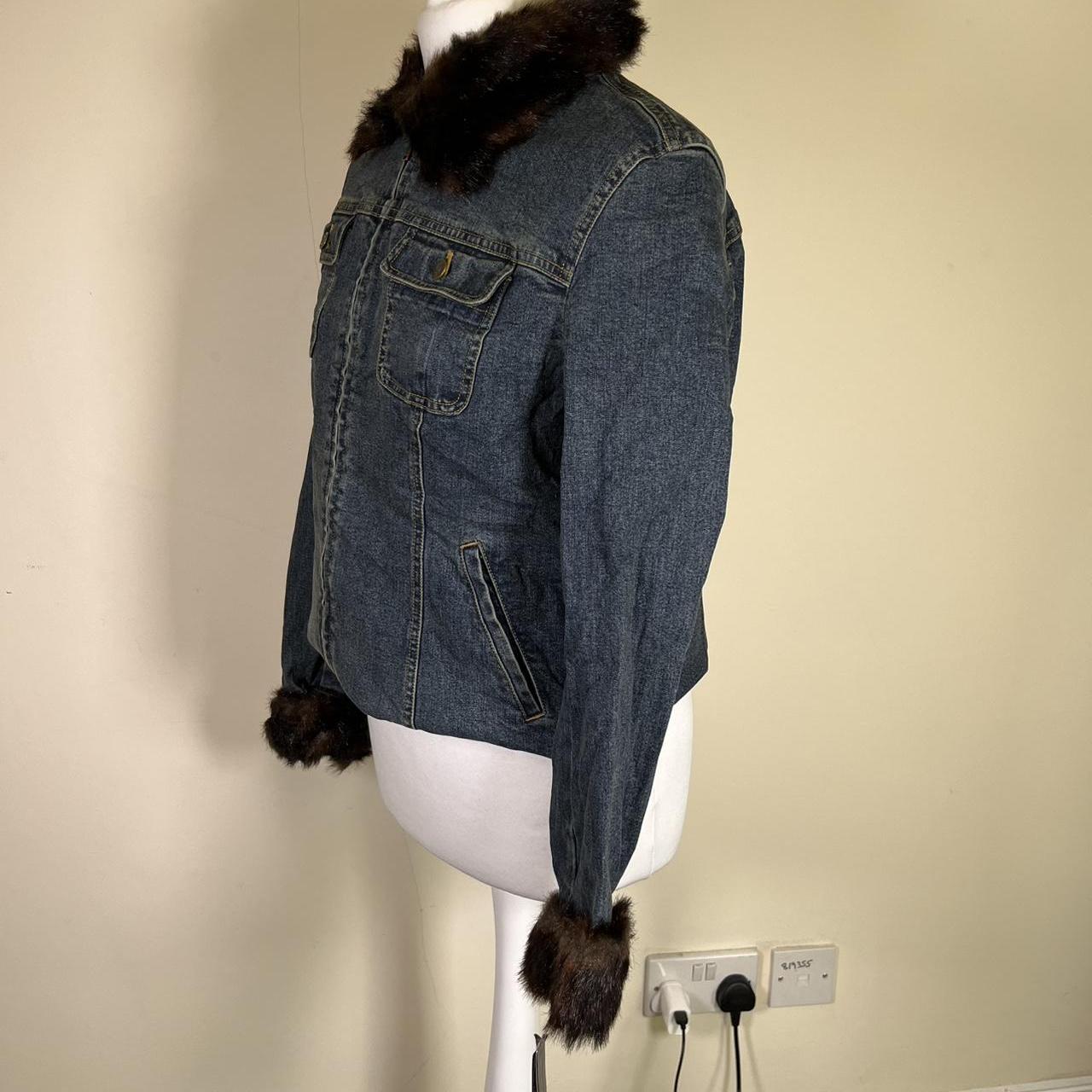 Vintage Y2k Denim jacket with Faux fur trim