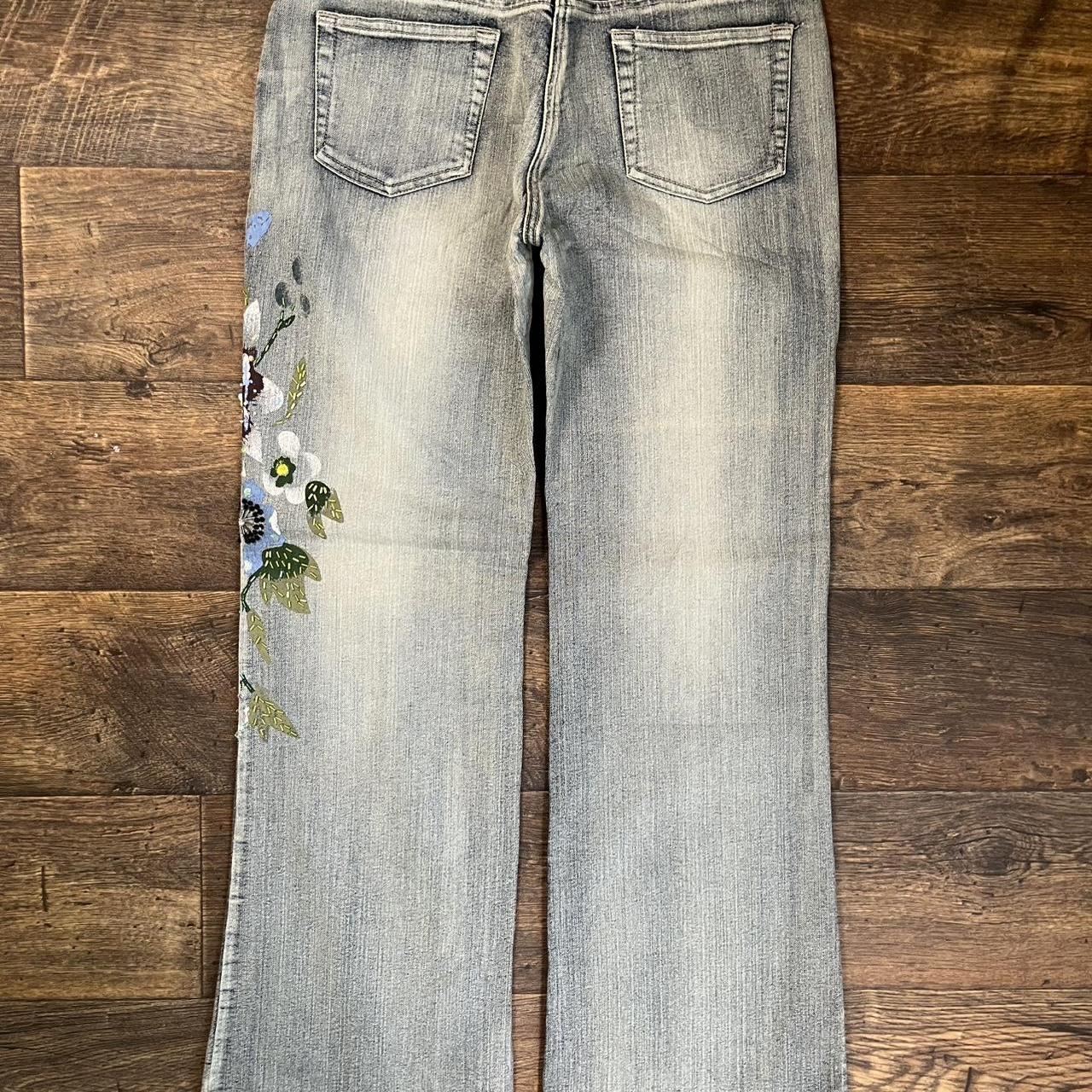 Y2k Low waist boot cut jeans with floral embroidery