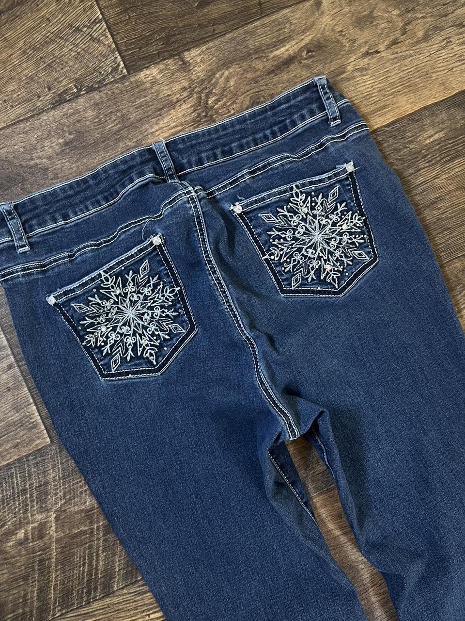 Y2k straight leg jeans with embroidered pockets
