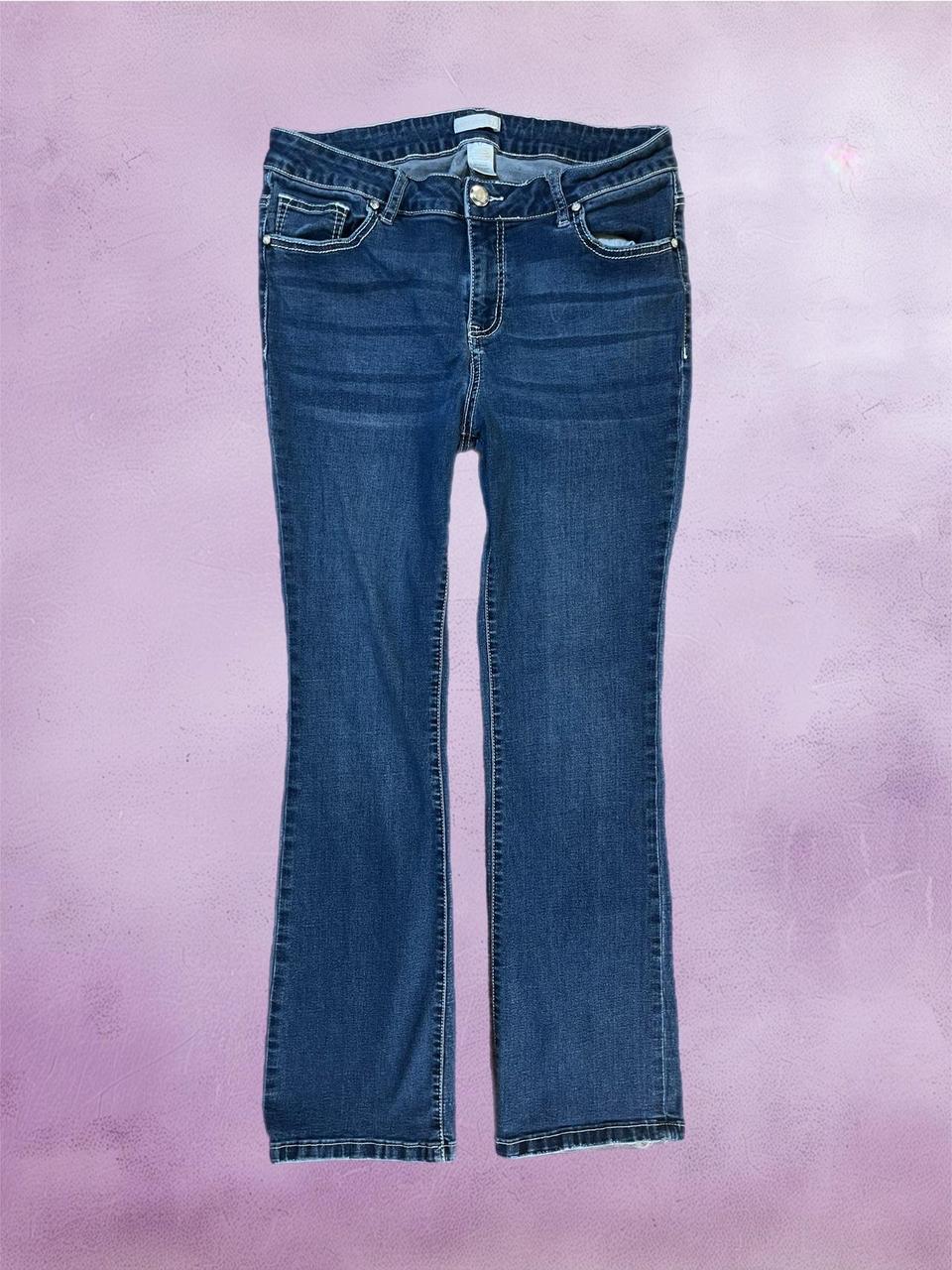 Y2k straight leg jeans with embroidered pockets