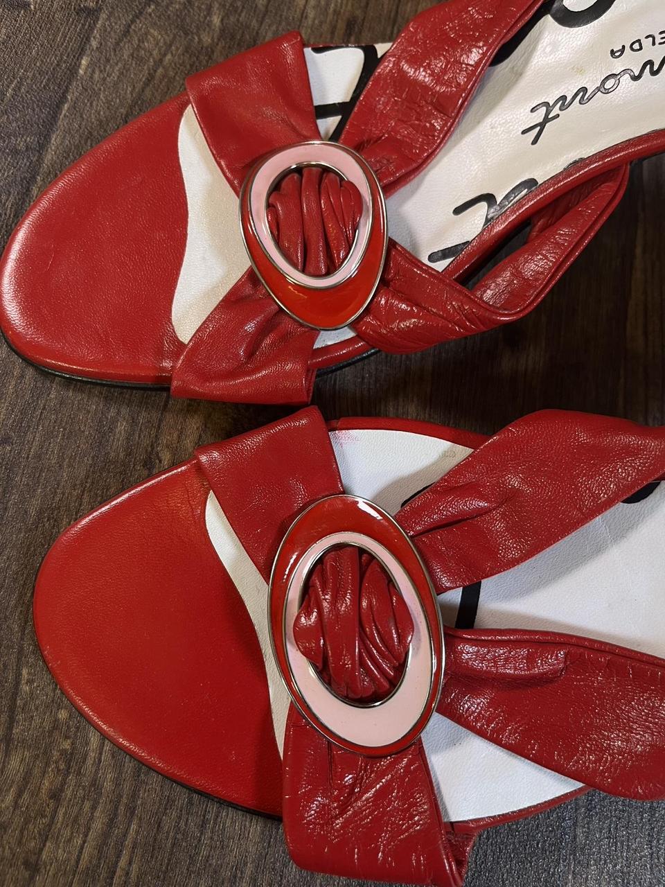 Y2k Open toe Kitten heels with silver buckle